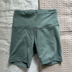 Lululemon Align Biker shorts 4 inch size 4